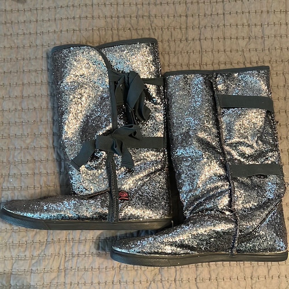 🤍 SHINY BOOTS 🤍